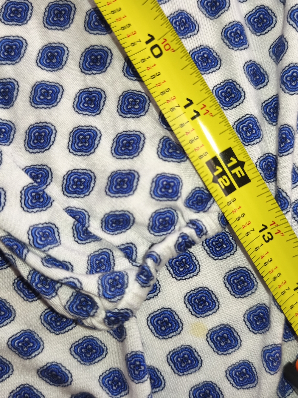 Michael Kors Women's Top Size XS White Blue Graphic Print 3/4 Sleeve Round Neck - Picture 5 of 10